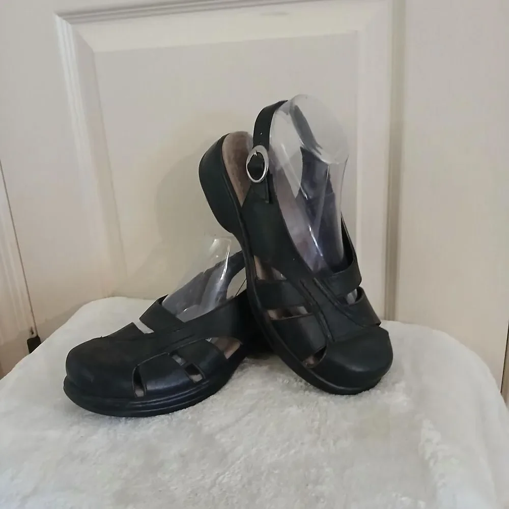 Dansko Black Leather Closed Toe Slingback Sandals 40 Boho Gorpcore Granola Basic